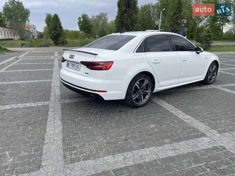 Седан Audi A4 2017 в Киеве
