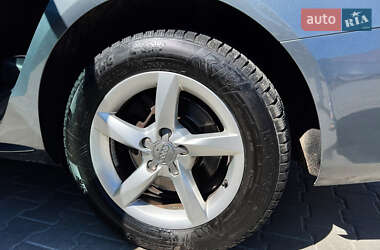 Седан Audi A4 2011 в 