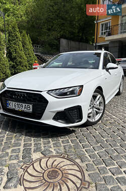 Седан Audi A4 2022 в Киеве