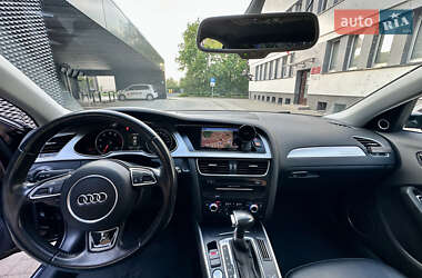 Седан Audi A4 2016 в Львове