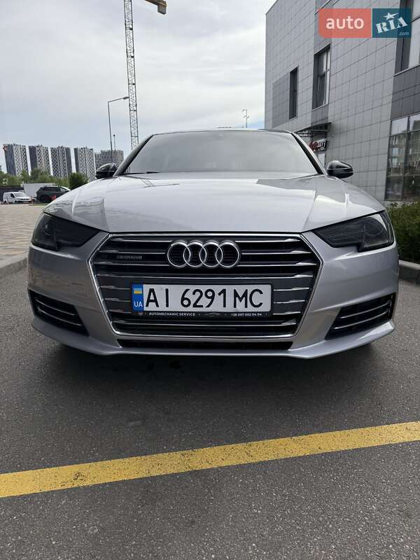 Седан Audi A4 2017 в Киеве