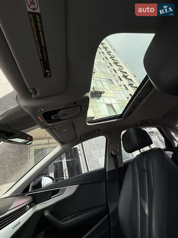 Седан Audi A4 2017 в Киеве