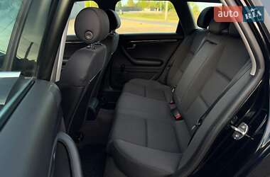 Універсал Audi A4 2004 в 