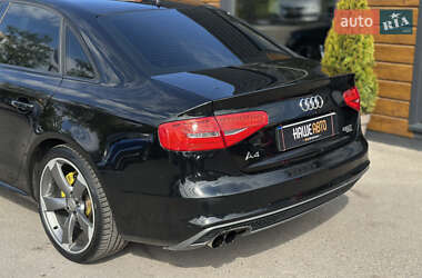 Седан Audi A4 2014 в 