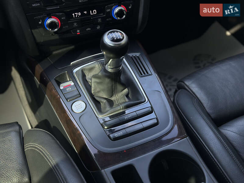 Седан Audi A4 2014 в Шептицькому