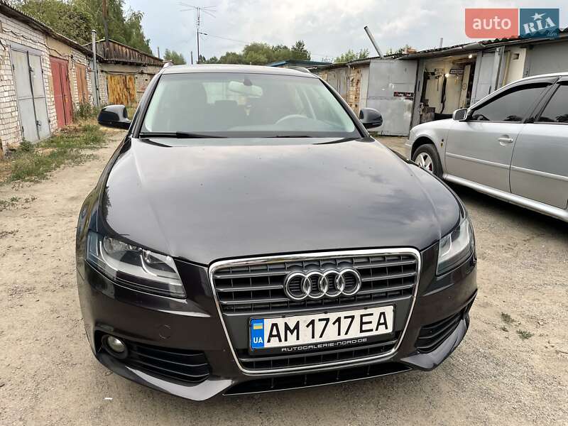 Універсал Audi A4 2008 в 