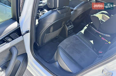 Седан Audi A4 2020 в 