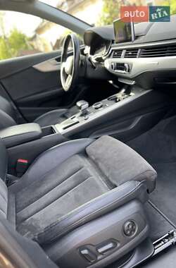 Універсал Audi A4 2018 в 