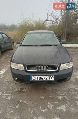 Седан Audi A4 2000 в Одессе