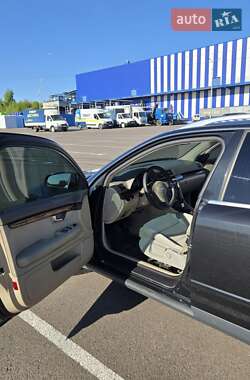 Універсал Audi A4 2004 в 