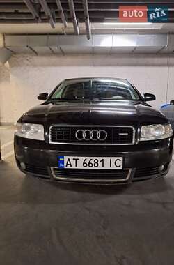 Седан Audi A4 2001 в 