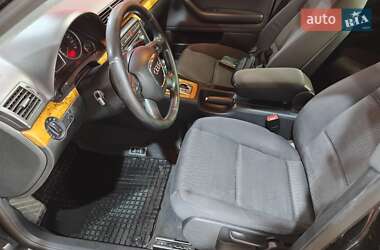Седан Audi A4 2006 в 