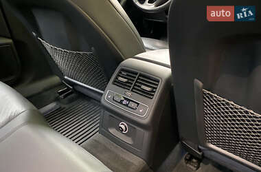Седан Audi A4 2016 в 