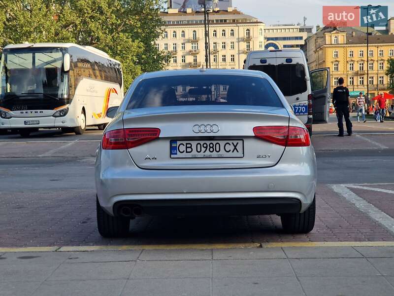 Седан Audi A4 2013 в Киеве
