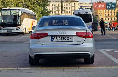 Седан Audi A4 2013 в 