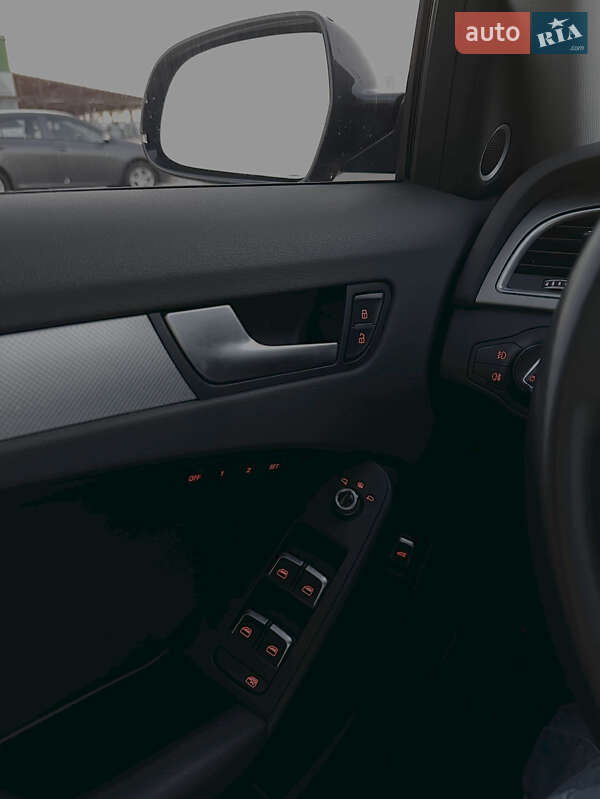 Седан Audi A4 2013 в Вінниці