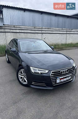 Седан Audi A4 2015 в Києві