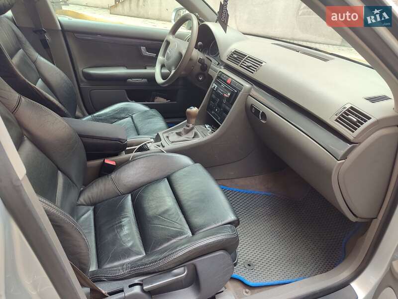 Седан Audi A4 2001 в Києві