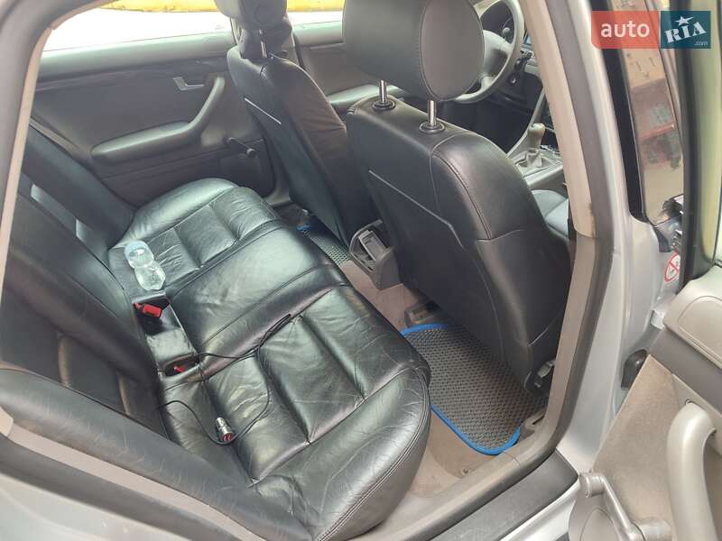 Седан Audi A4 2001 в Києві