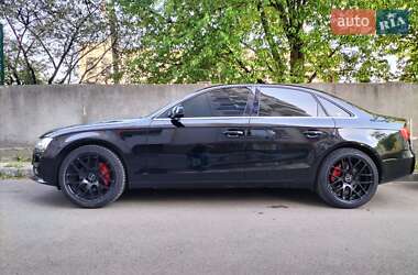 Седан Audi A4 2013 в 