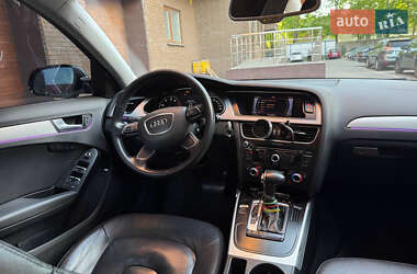 Седан Audi A4 2013 в 