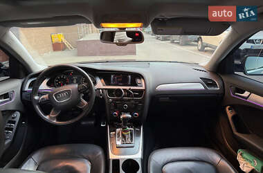 Седан Audi A4 2013 в 