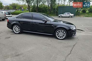 Седан Audi A4 2014 в 