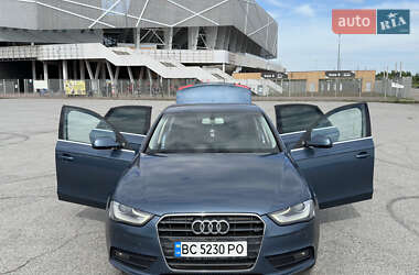 Седан Audi A4 2015 в 