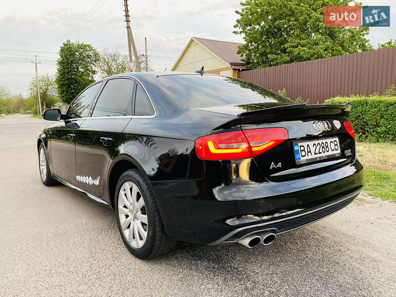 Седан Audi A4 2015 в Кропивницькому