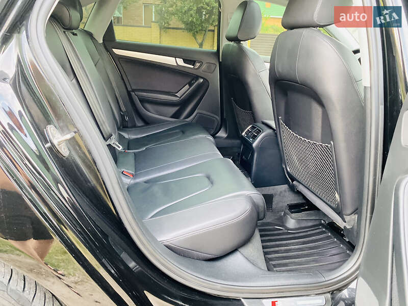 Седан Audi A4 2015 в Кропивницькому
