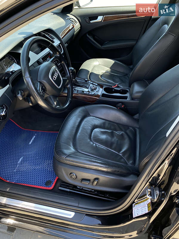 Седан Audi A4 2011 в Біляївці