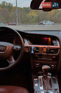 Седан Audi A4 2012 в 