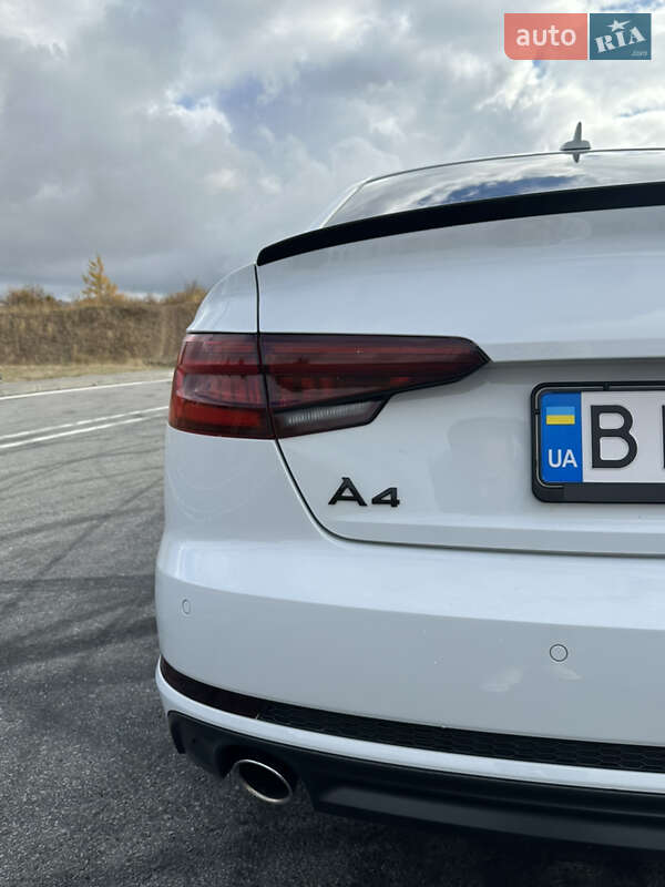 Седан Audi A4 2017 в Полтаві