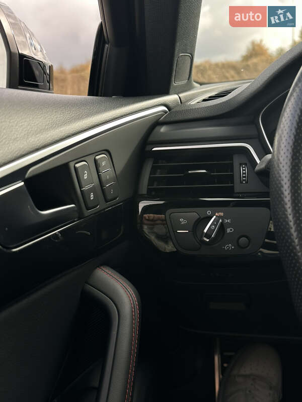 Седан Audi A4 2017 в Полтаві