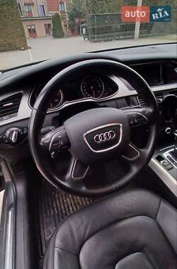 Седан Audi A4 2013 в 