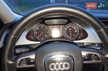 Седан Audi A4 2010 в 