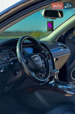 Седан Audi A4 2012 в 