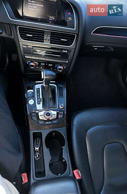 Седан Audi A4 2012 в 