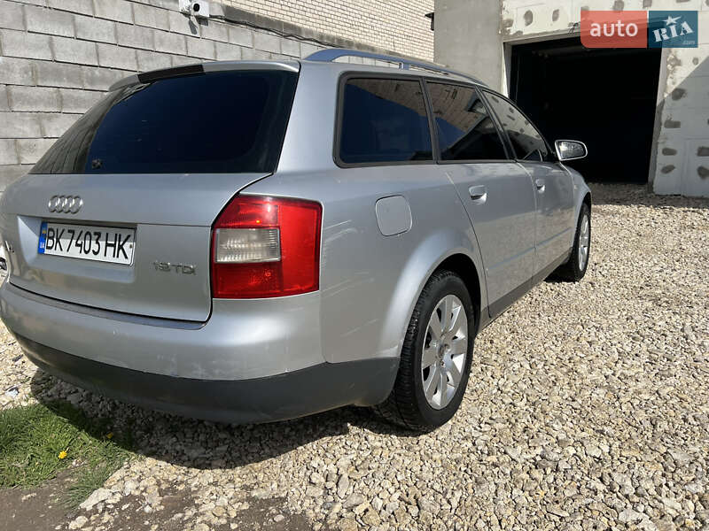 Універсал Audi A4 2001 в Кременці