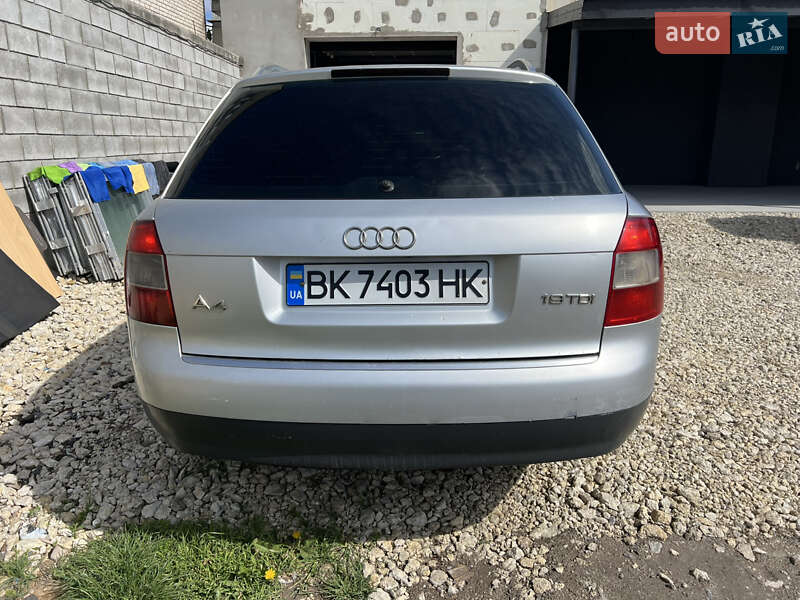 Універсал Audi A4 2001 в Кременці