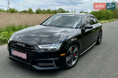 Седан Audi A4 2018 в 