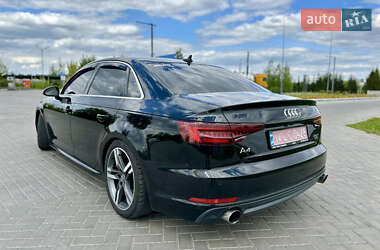 Седан Audi A4 2018 в 