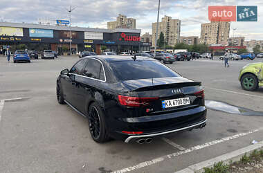 Седан Audi A4 2017 в 
