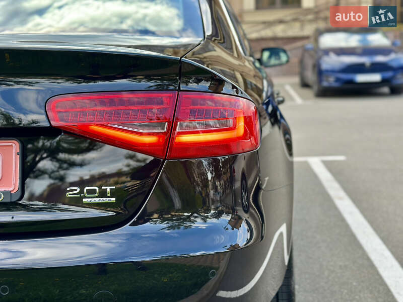 Седан Audi A4 2013 в Києві