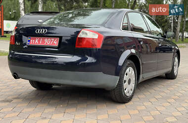 Седан Audi A4 2004 в 