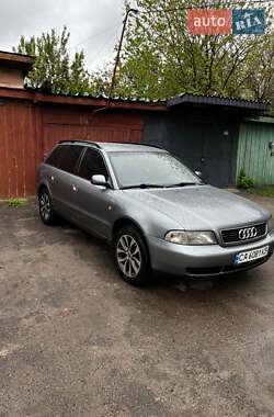 Универсал Audi A4 1998 в 