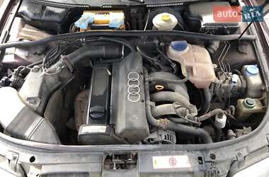 Седан Audi A4 1997 в 