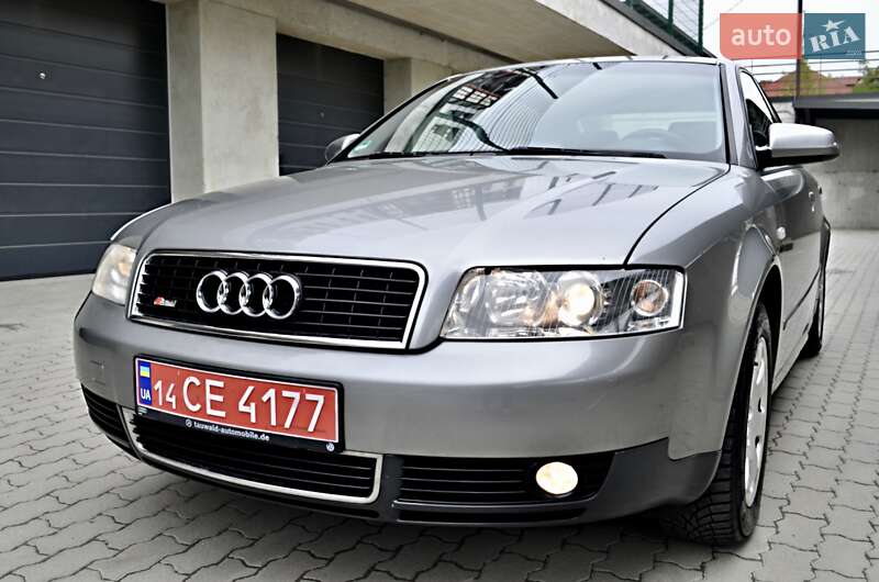 Седан Audi A4 2001 в Дрогобичі