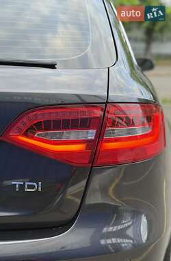 Універсал Audi A4 2012 в 