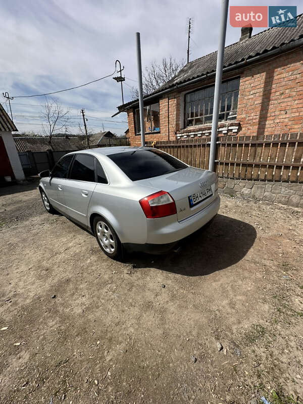 Седан Audi A4 2002 в Одессе